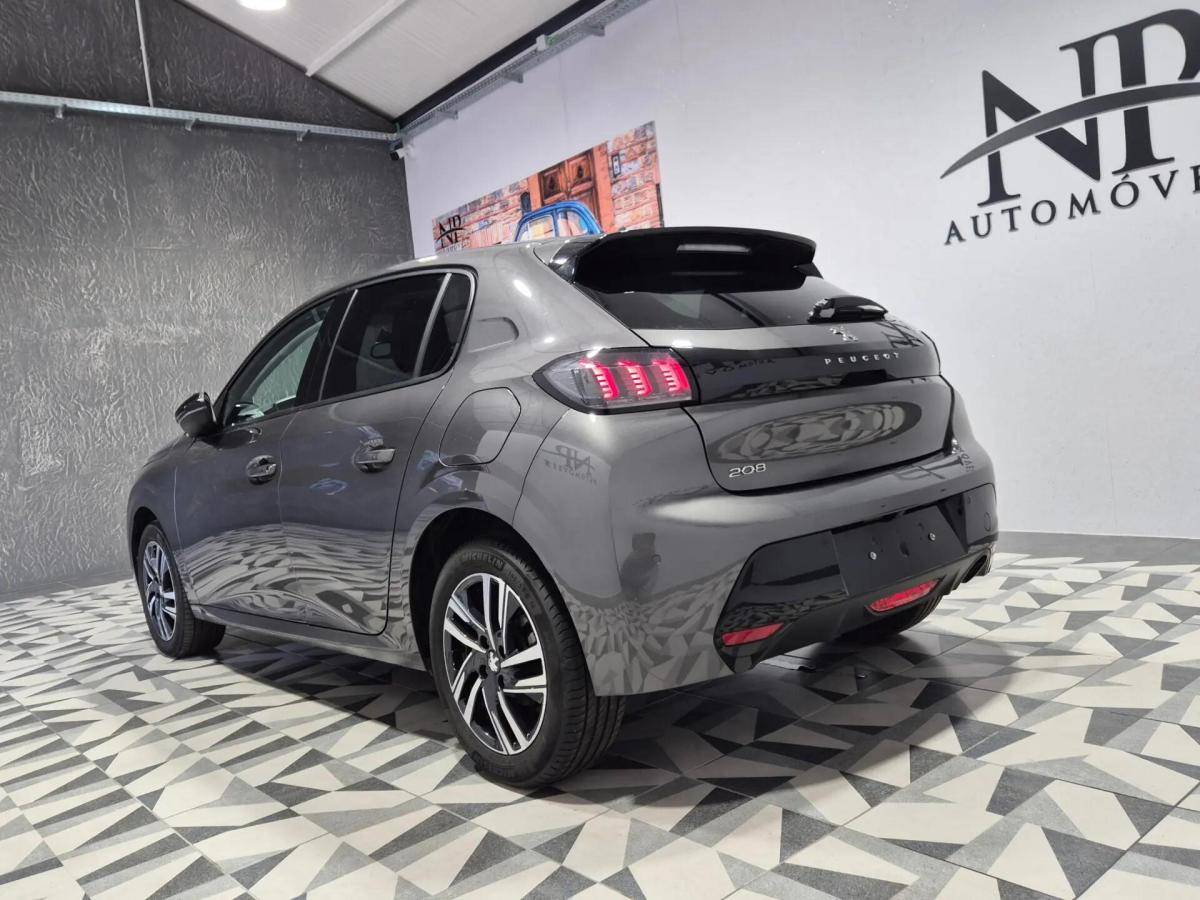 peugeot-208-2022-diesel-1499cc