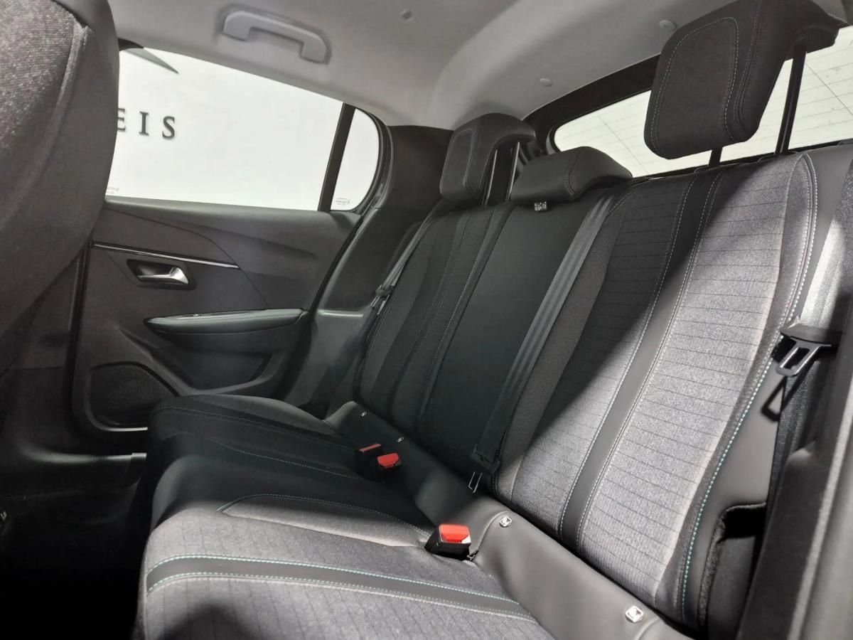 peugeot-208-2022-diesel-1499cc