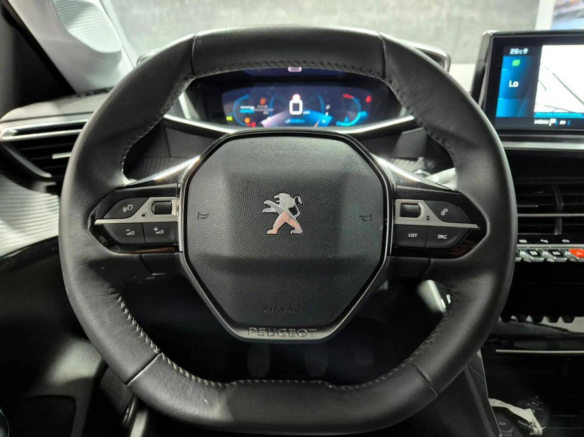 peugeot-208-2022-diesel-1499cc