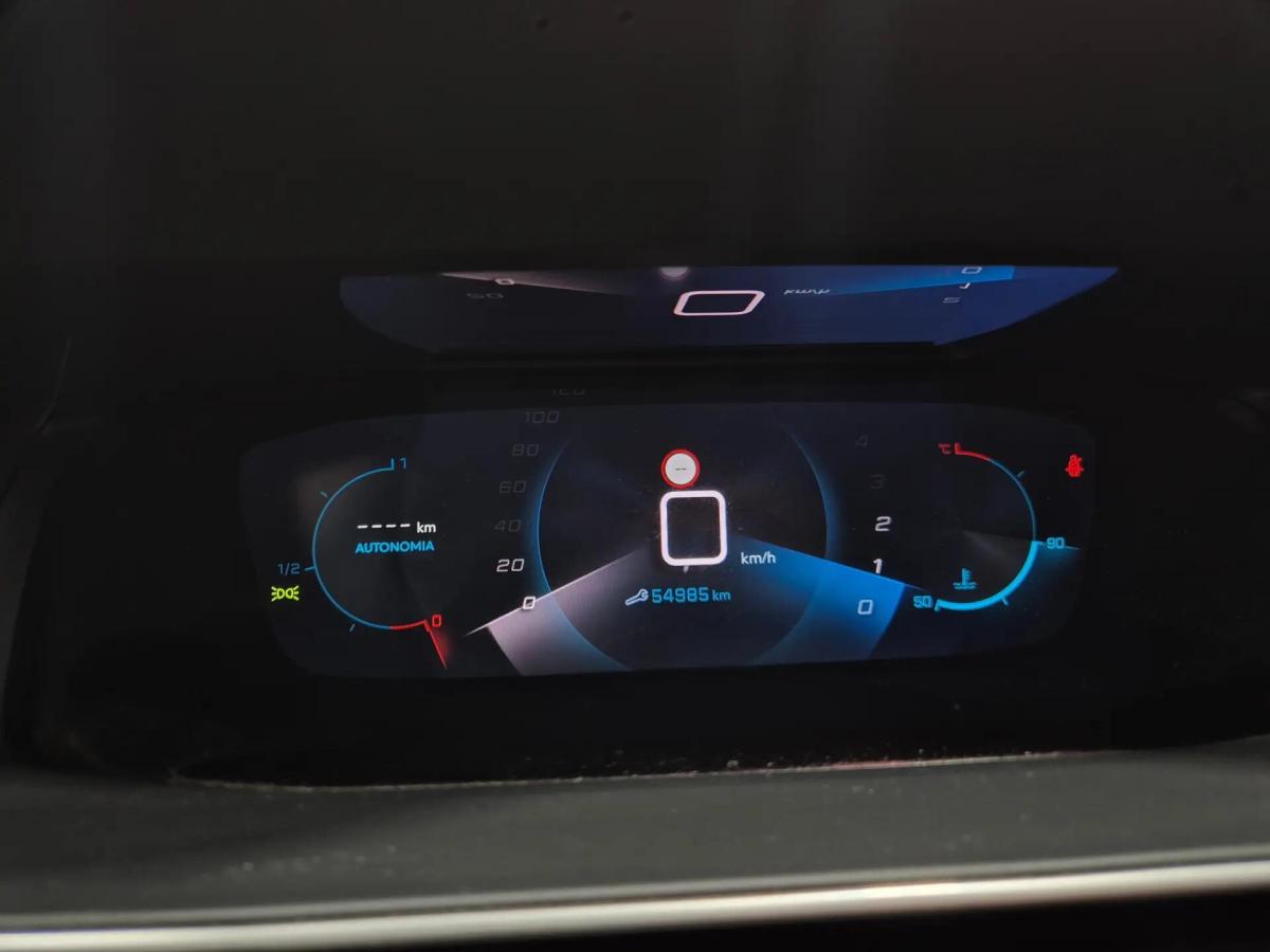 peugeot-208-2022-diesel-1499cc