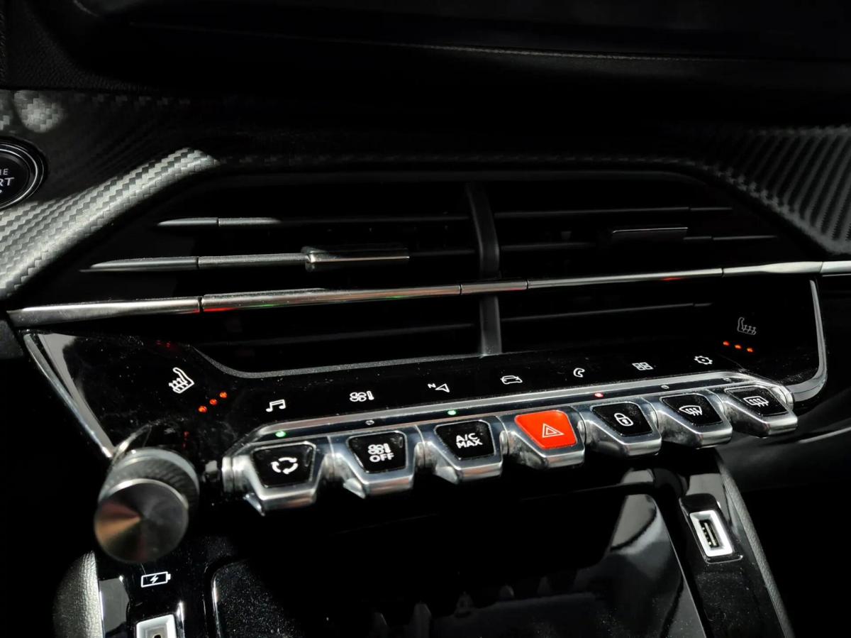 peugeot-208-2022-diesel-1499cc
