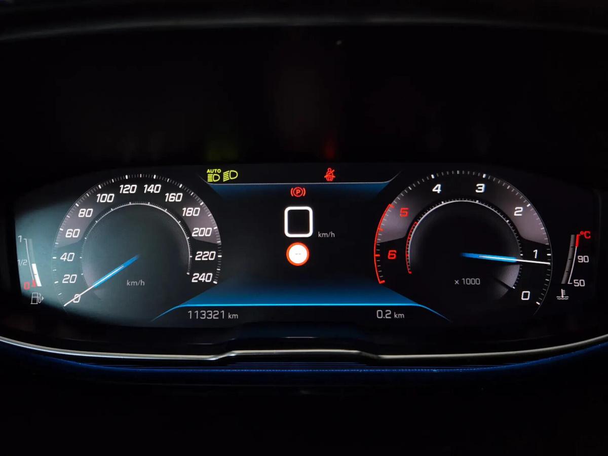 peugeot-3008-2021-diesel-1499cc