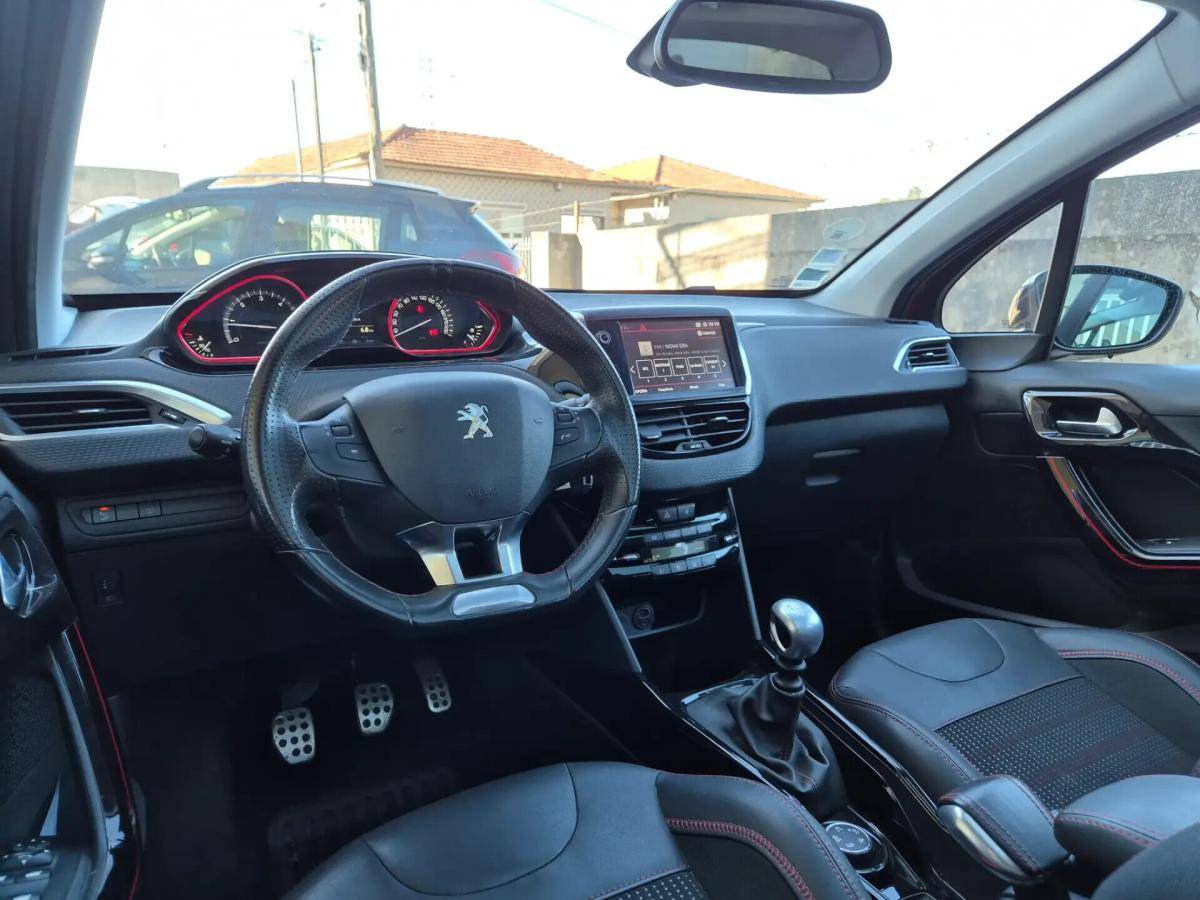 peugeot-2008-2017-diesel-1560cc
