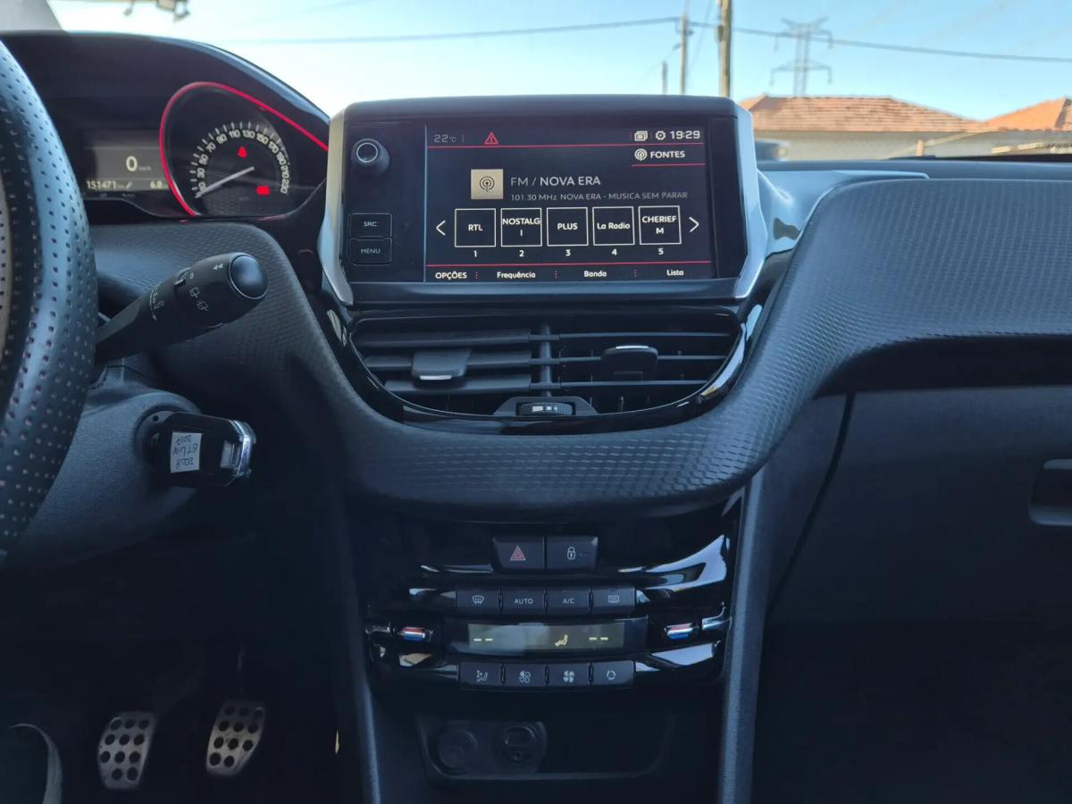 peugeot-2008-2017-diesel-1560cc