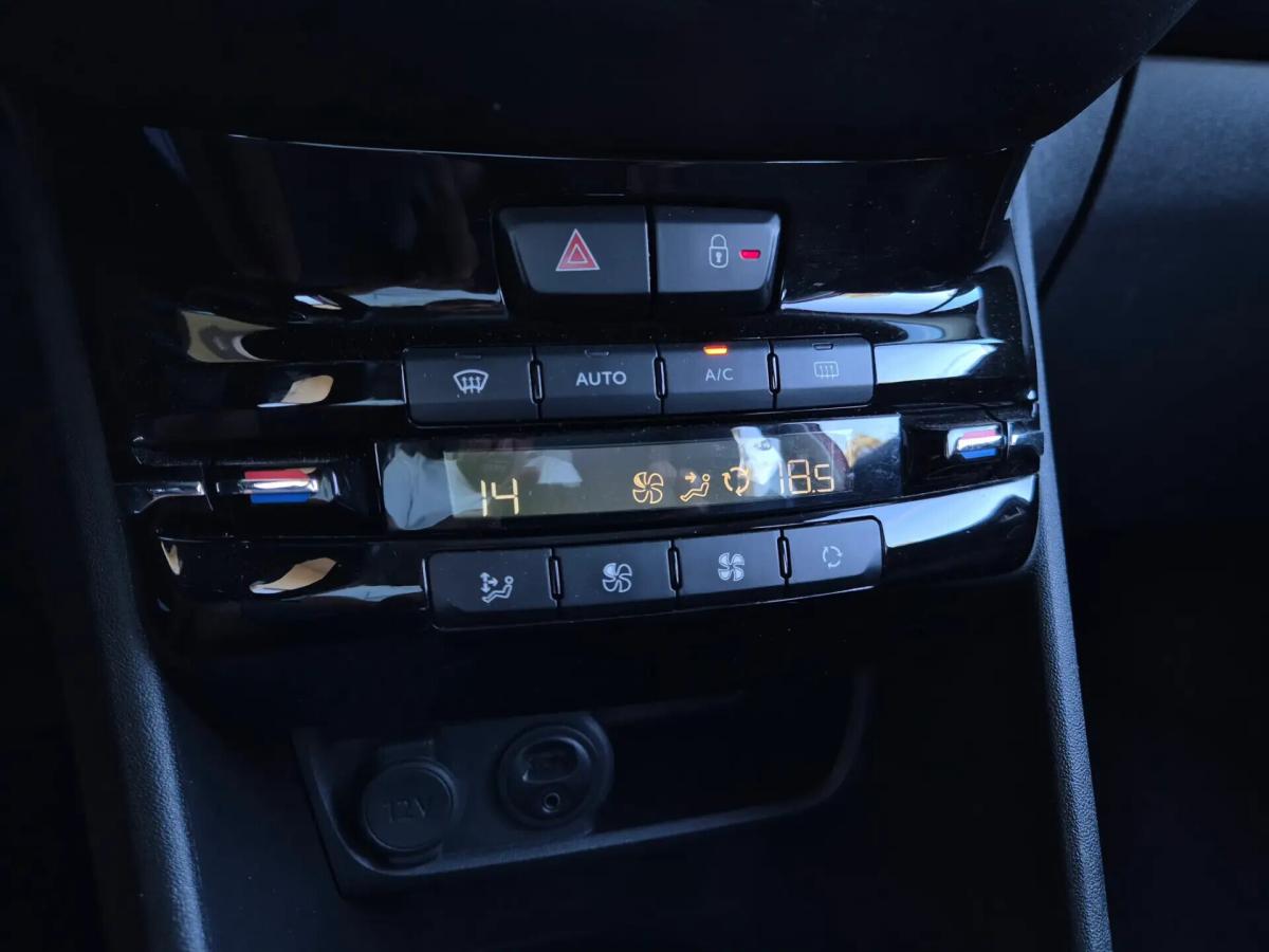 peugeot-2008-2017-diesel-1560cc