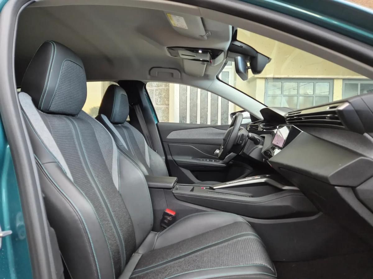 peugeot-308-sw-2023-diesel-1499cc
