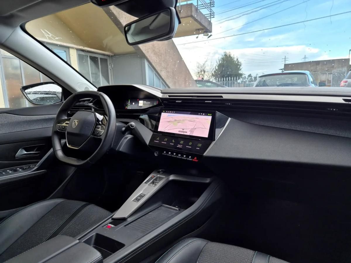 peugeot-308-sw-2023-diesel-1499cc