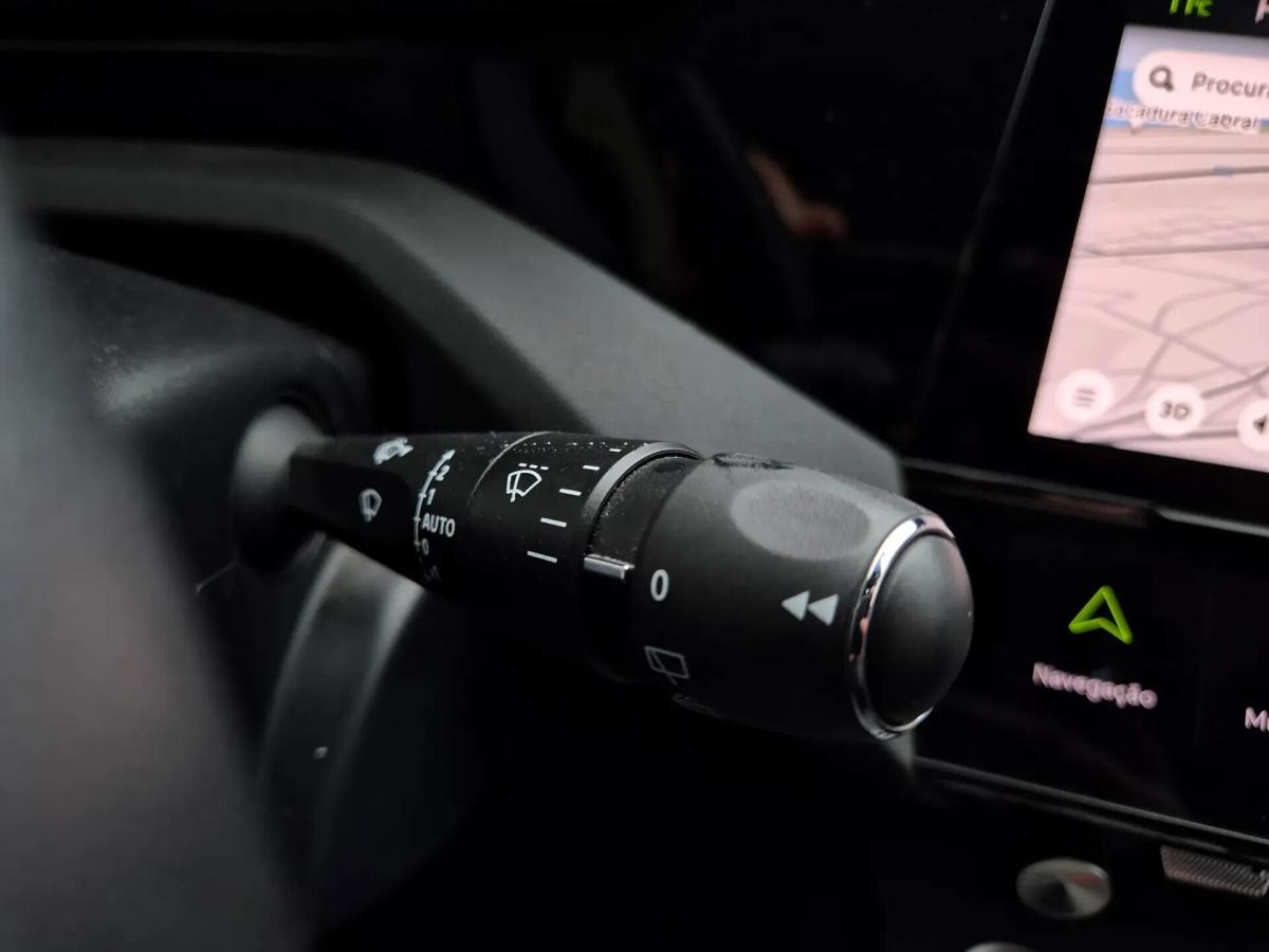 peugeot-308-sw-2023-diesel-1499cc