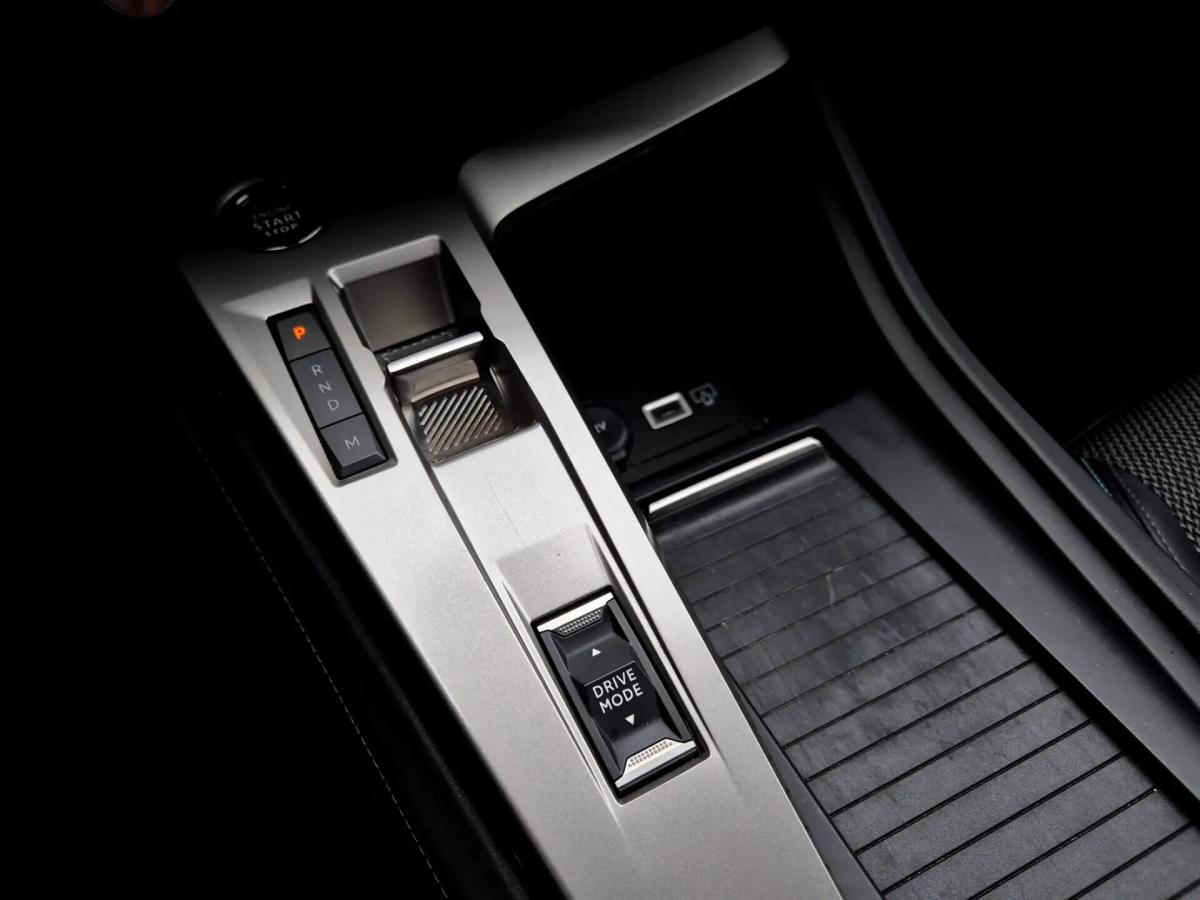 peugeot-308-sw-2023-diesel-1499cc