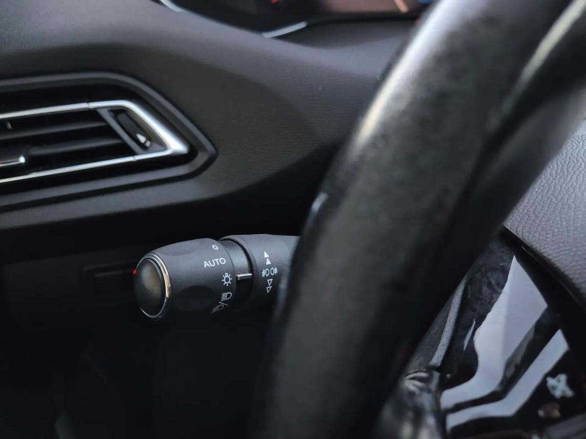peugeot-308-sw-2020-diesel-1499cc