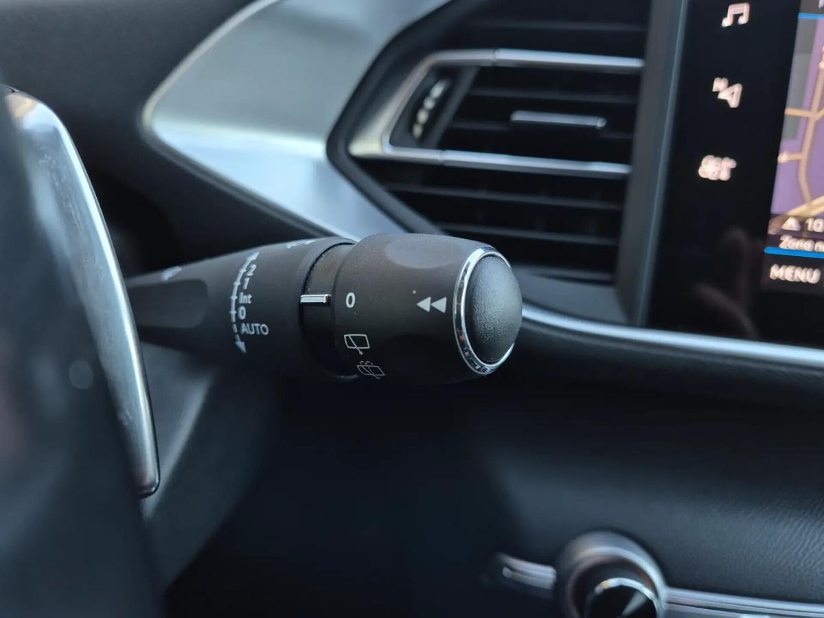 peugeot-308-sw-2020-diesel-1499cc