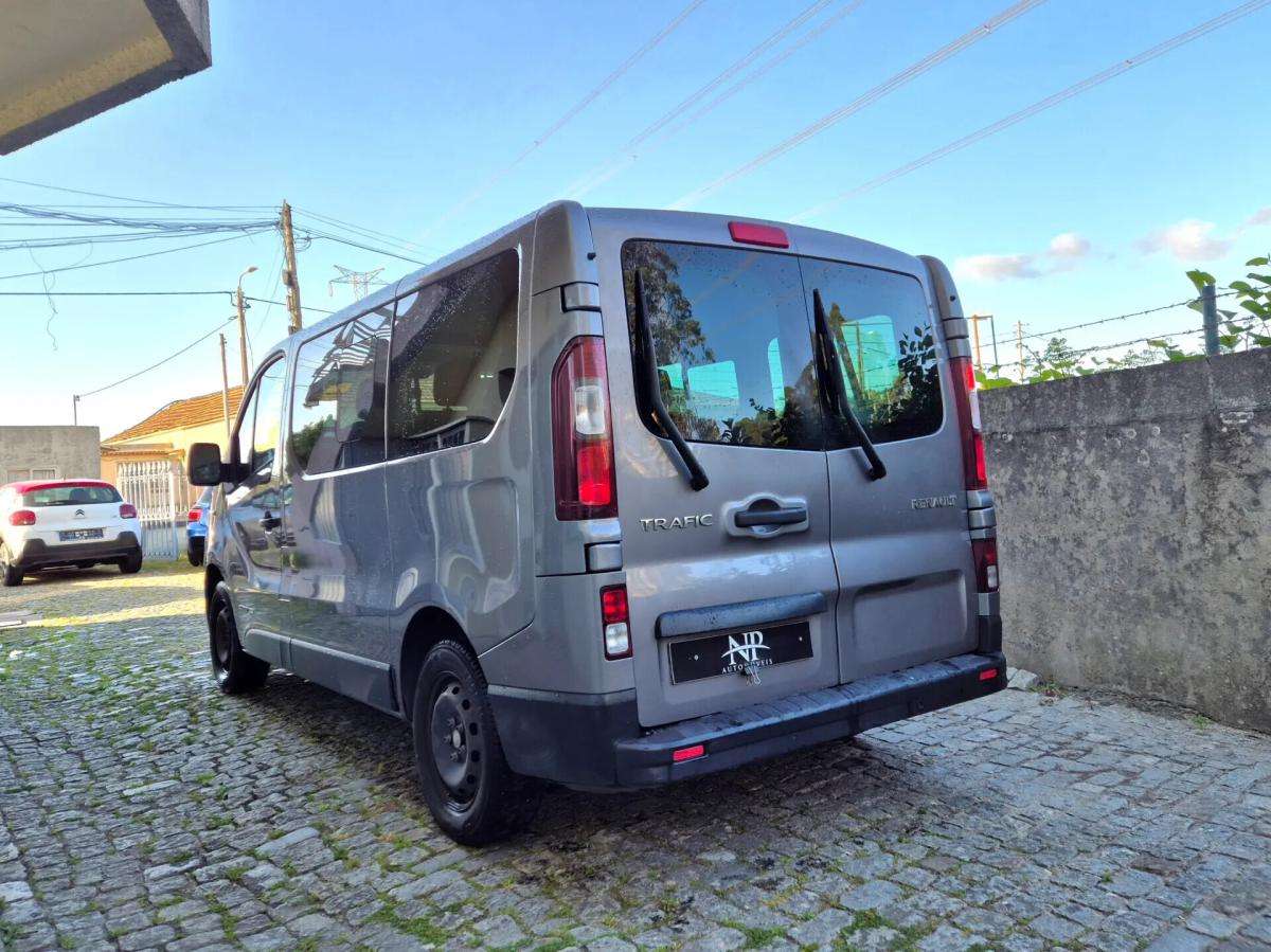 renault-trafic-2015-diesel-1598cc