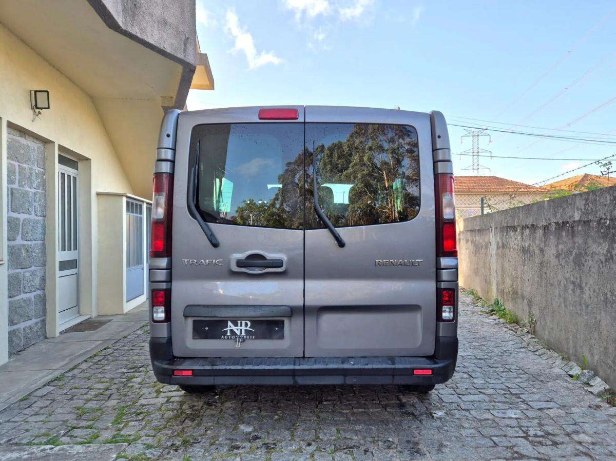 renault-trafic-2015-diesel-1598cc