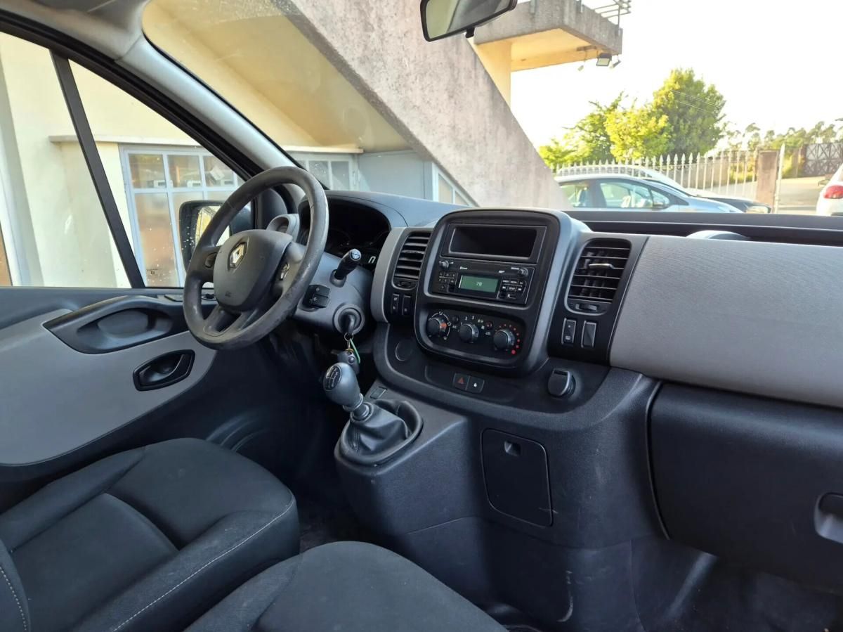renault-trafic-2015-diesel-1598cc