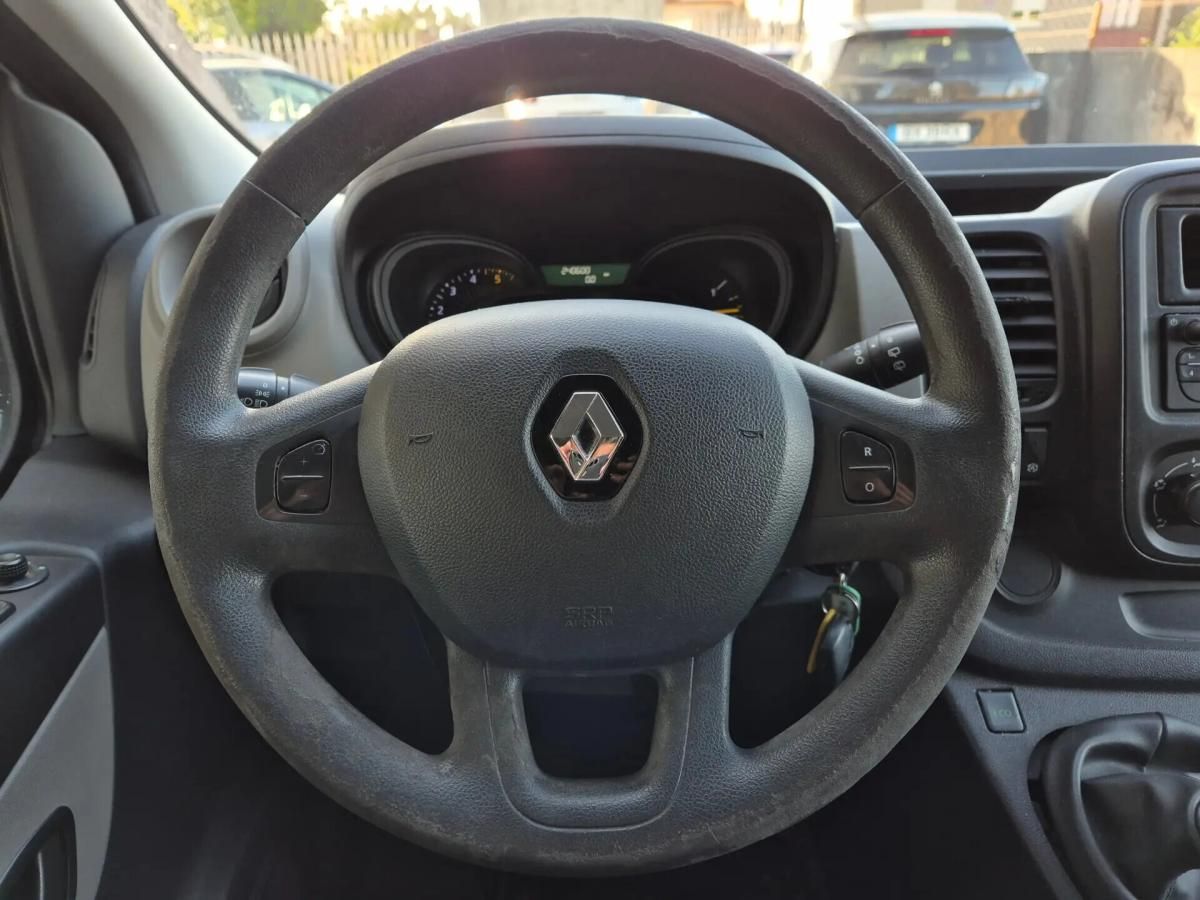 renault-trafic-2015-diesel-1598cc
