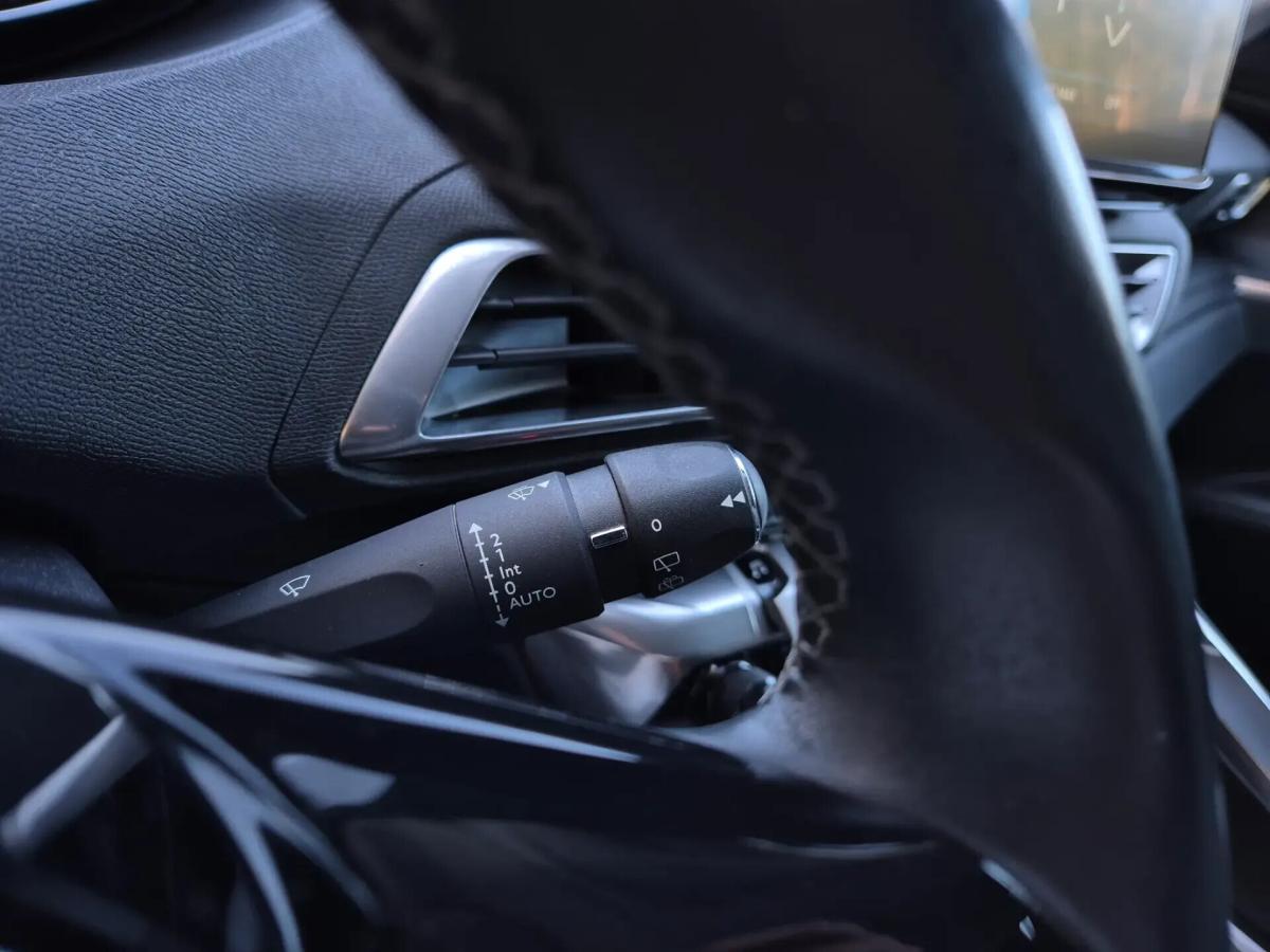 peugeot-3008-2021-diesel-1499cc