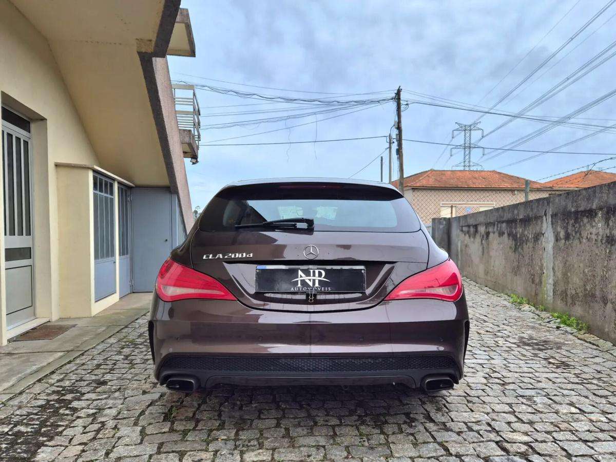mercedes-benz-cla-200-cdi-shooting-brake-2016-diesel-2143cc