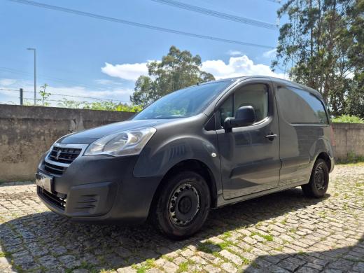 peugeot-partner-2018-diesel-1560cc