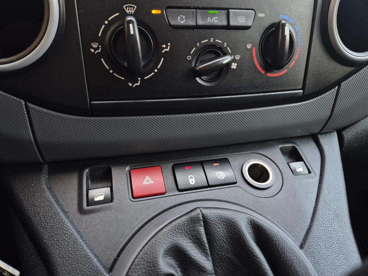 peugeot-partner-2018-diesel-1560cc