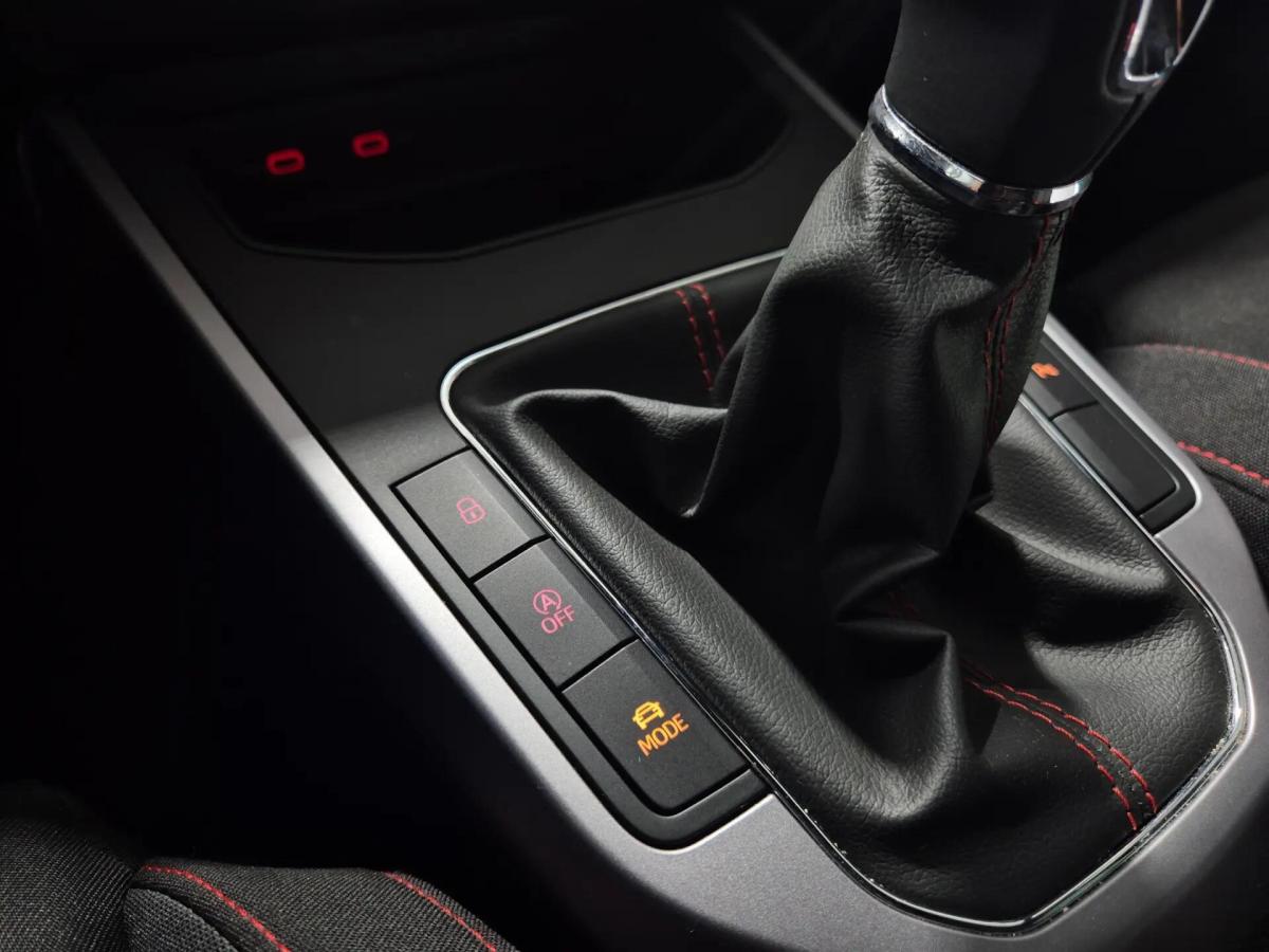 seat-arona-2021-gasolina-999cc