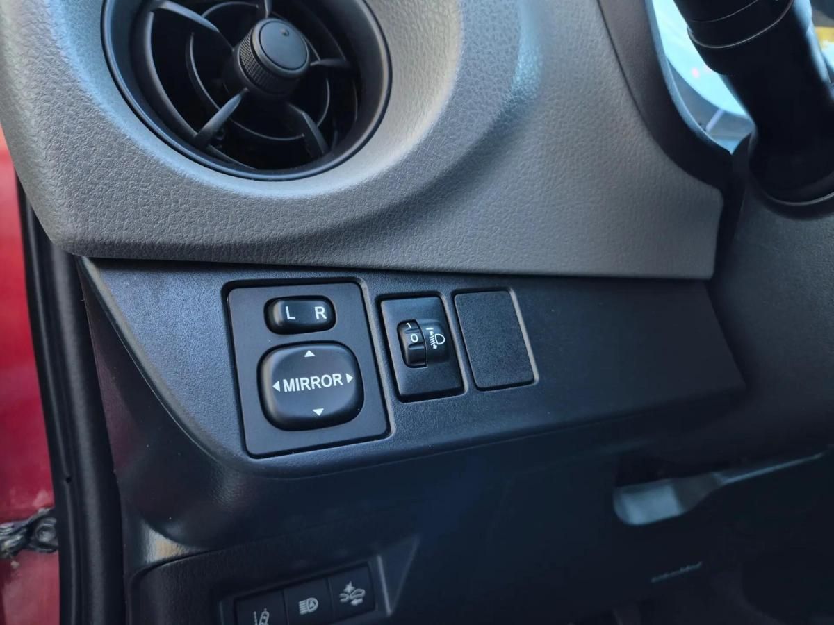 toyota-yaris-2019-gasolina-1496cc