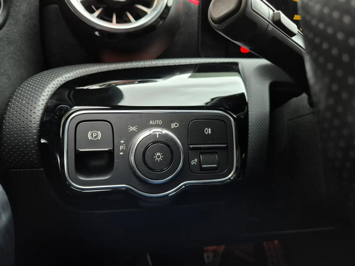mercedes-benz-cla-250-e-2020-hibrido-a-gasolina-1332cc