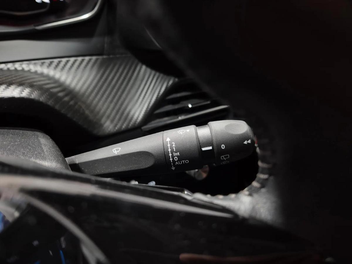 peugeot-2008-2020-diesel-1499cc