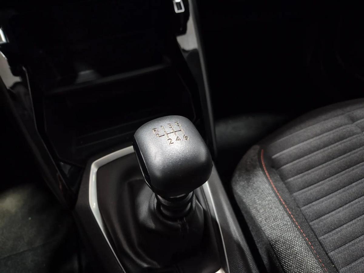 peugeot-2008-2020-diesel-1499cc