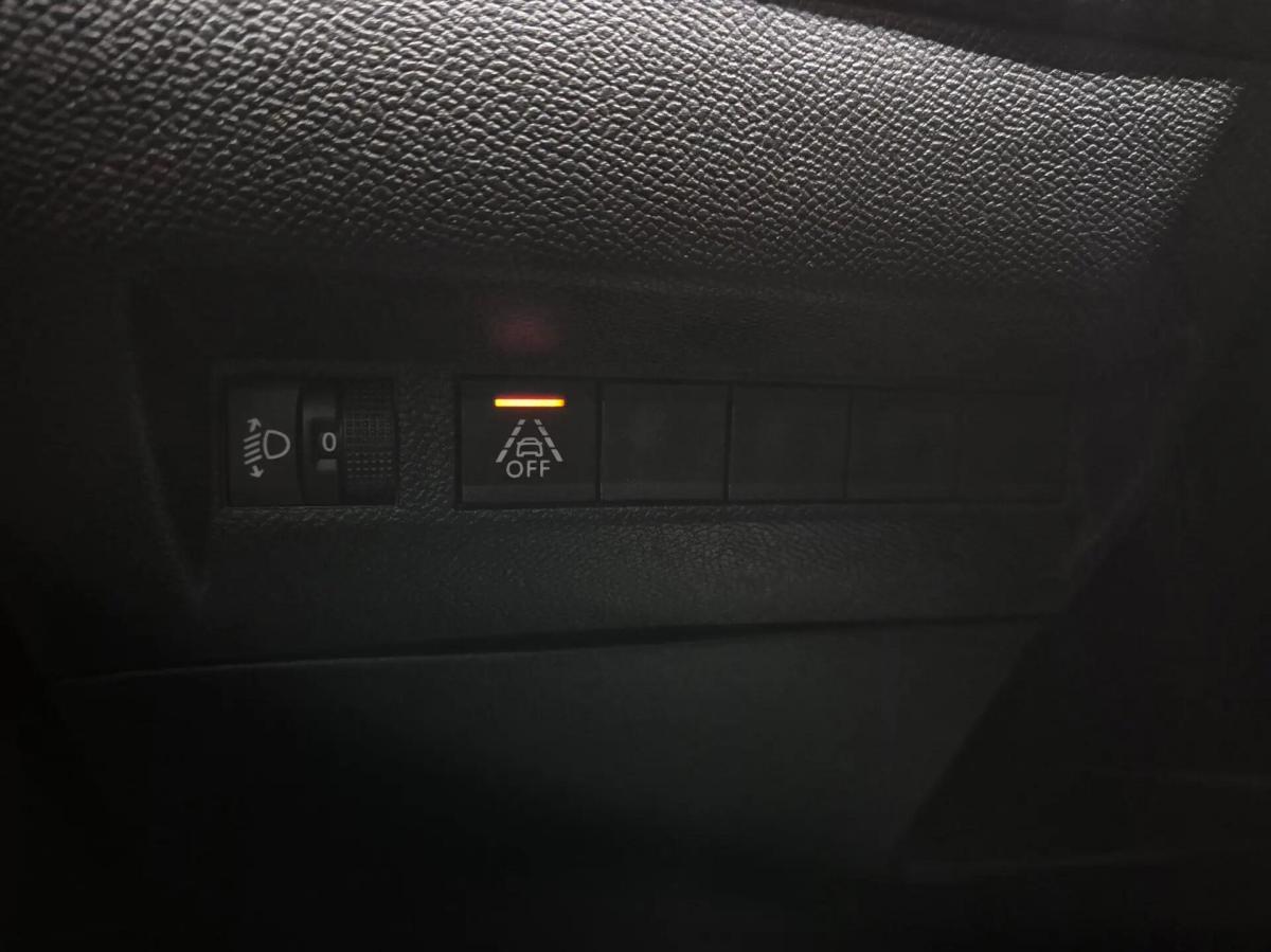 peugeot-2008-2020-diesel-1499cc