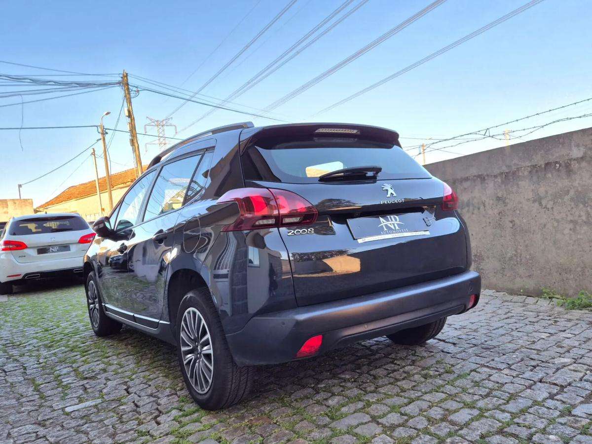 peugeot-2008-2019-diesel-1499cc