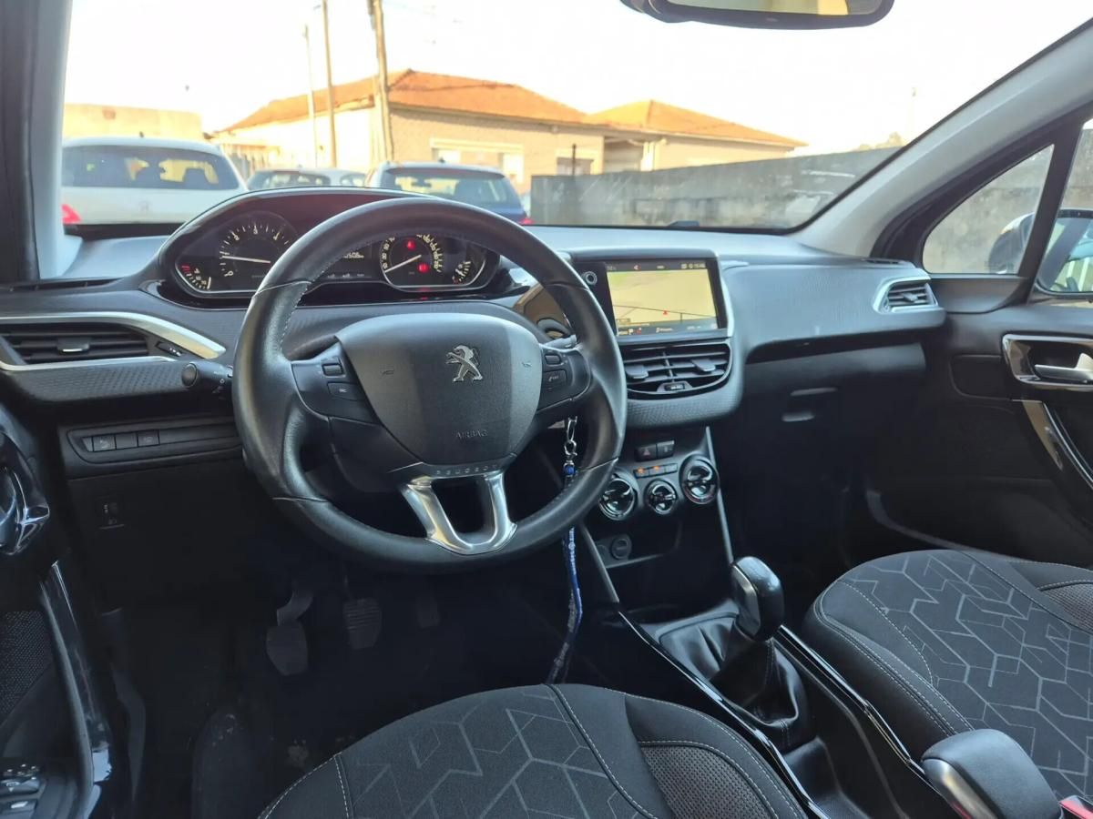 peugeot-2008-2019-diesel-1499cc