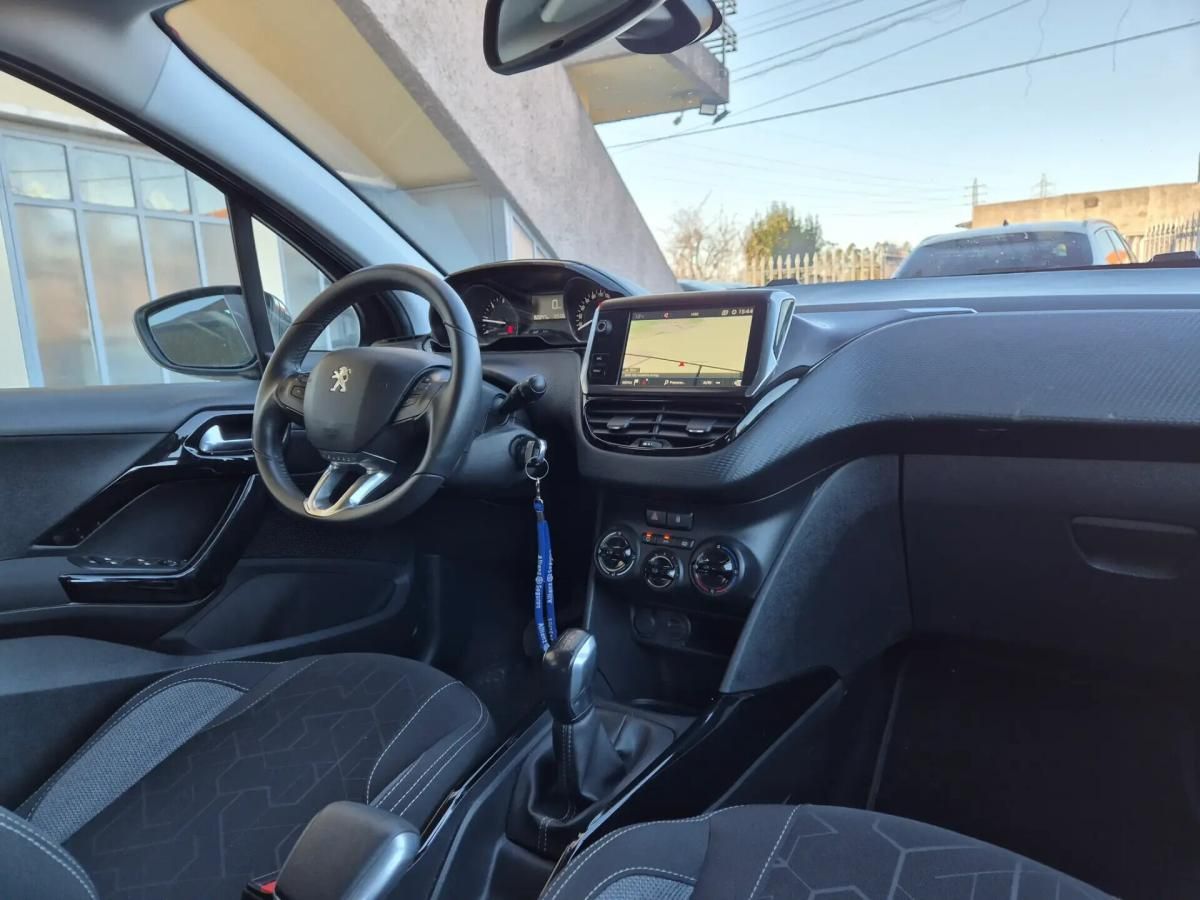 peugeot-2008-2019-diesel-1499cc