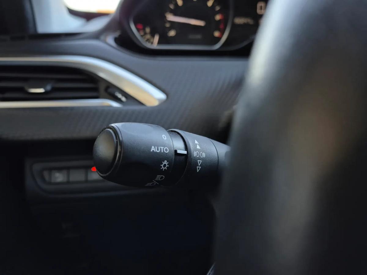 peugeot-2008-2019-diesel-1499cc