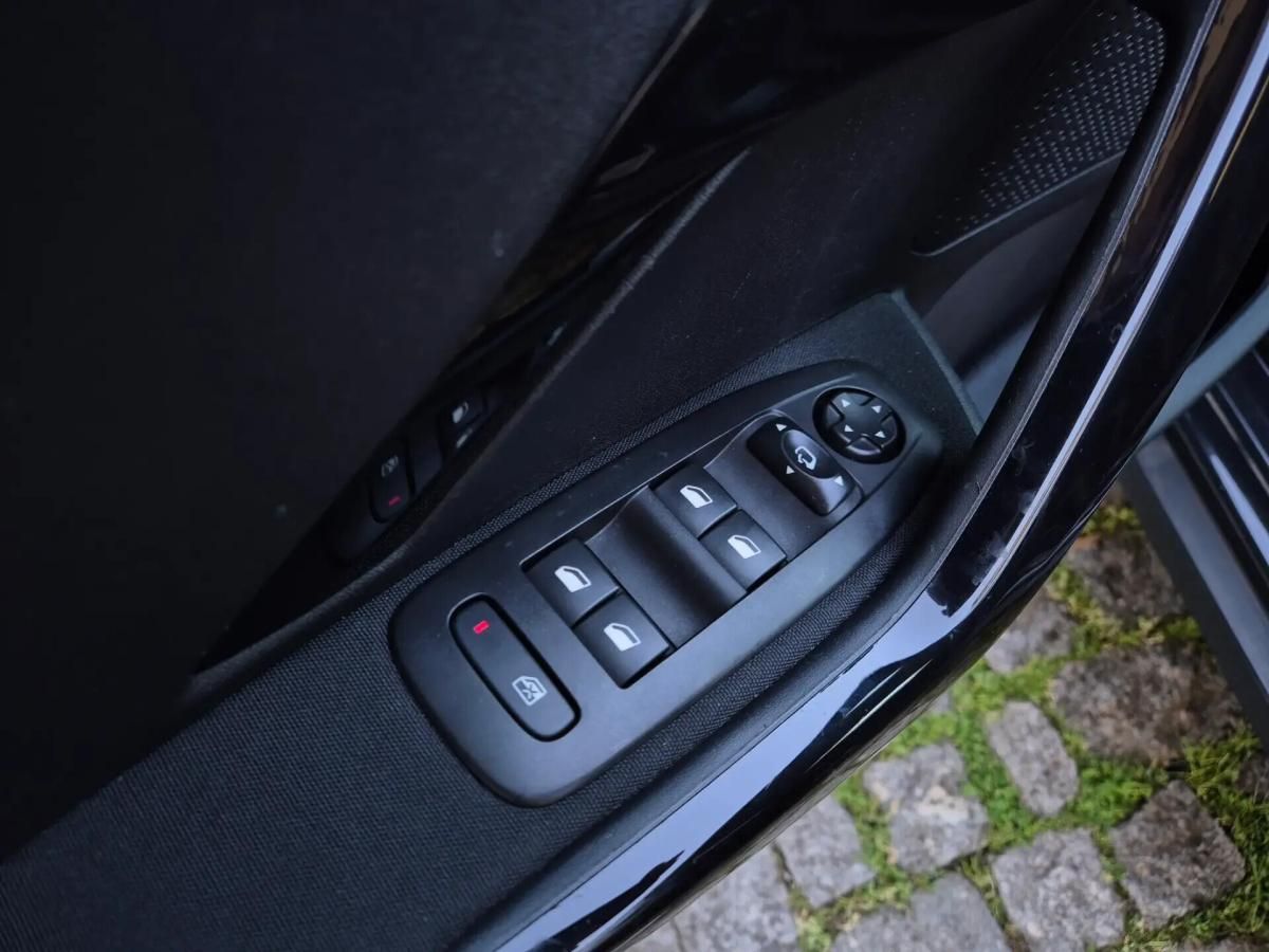 peugeot-2008-2019-diesel-1499cc