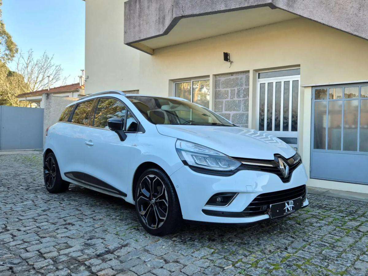renault-clio-sport-tourer-2018-diesel-1461cc