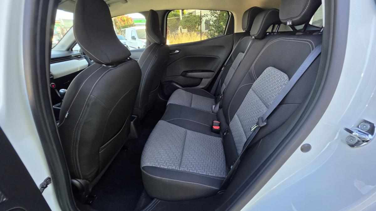 renault-clio-1-0-tce-2023-gasolina-999cc