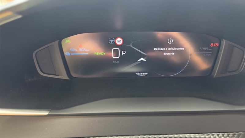 peugeot-e-2008-136-2025-eletrico