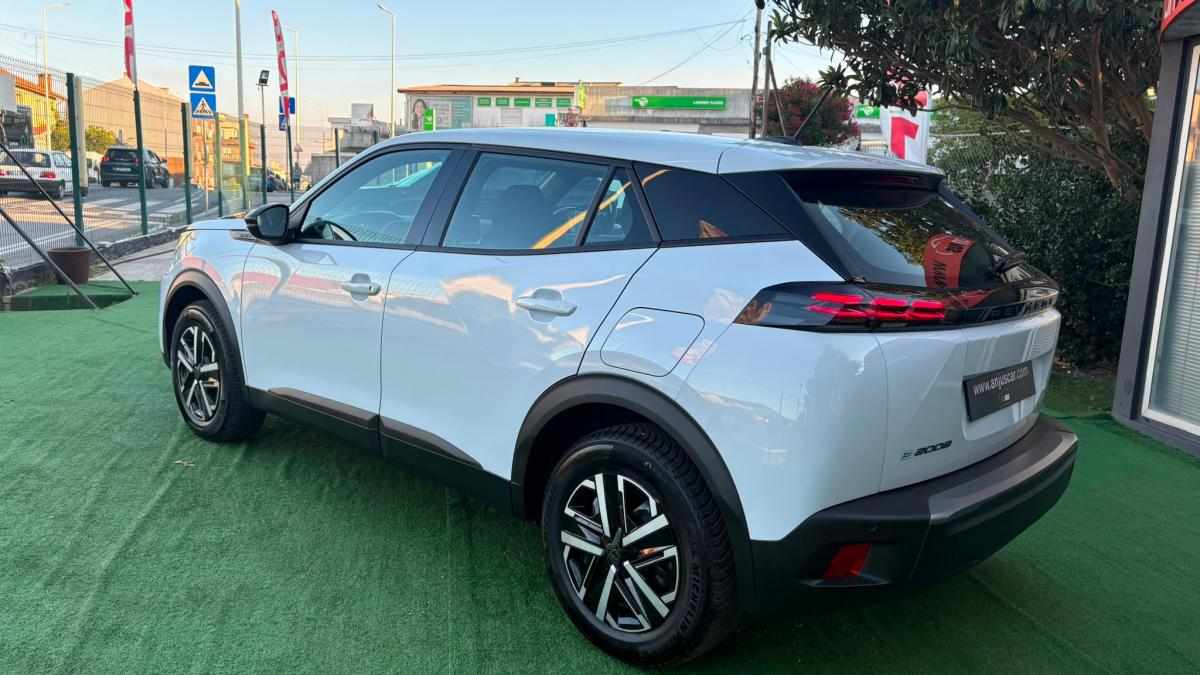 peugeot-e-2008-156-2025-eletrico
