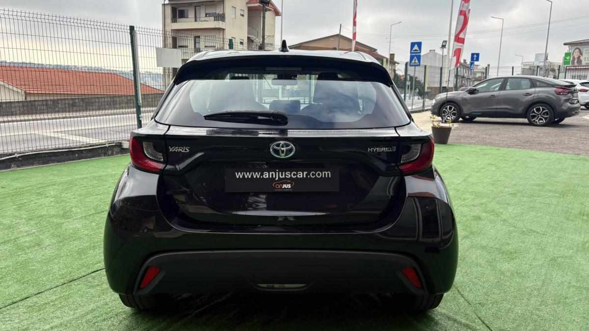 toyota-yaris-1-5-hybrid-2023-gasolina-1490cc