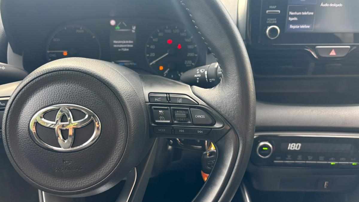toyota-yaris-1-5-hybrid-2023-gasolina-1490cc