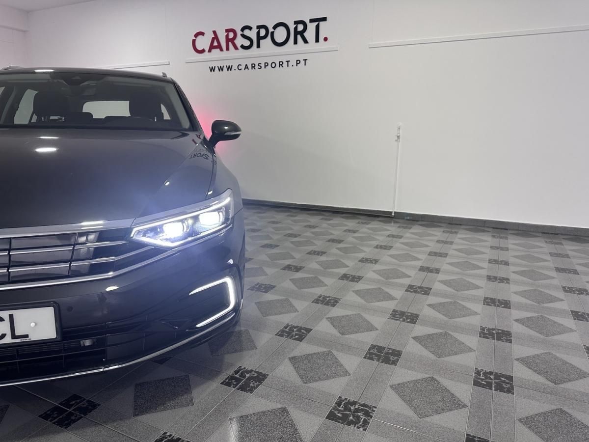 volkswagen-passat-variant-2024-hibrido-1395cc
