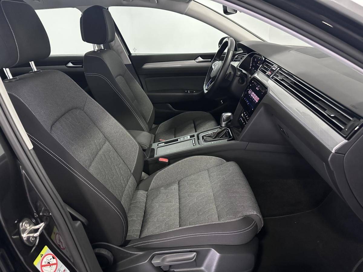 volkswagen-passat-variant-2024-hibrido-1395cc