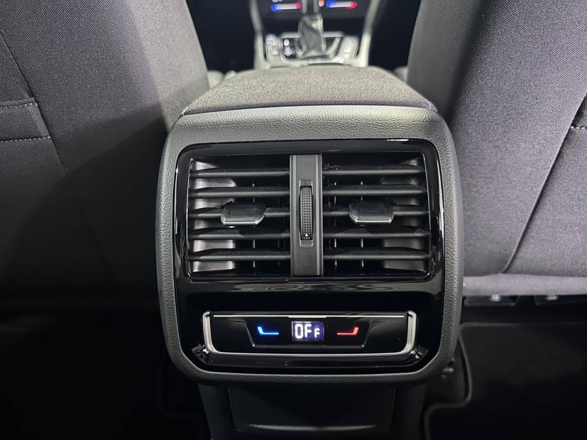 volkswagen-passat-variant-2024-hibrido-1395cc