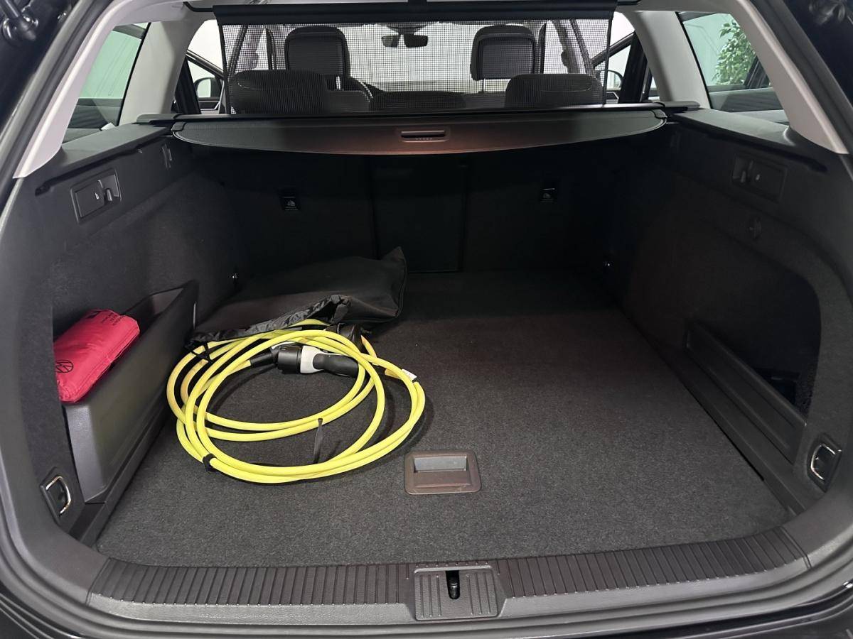 volkswagen-passat-variant-2024-hibrido-1395cc