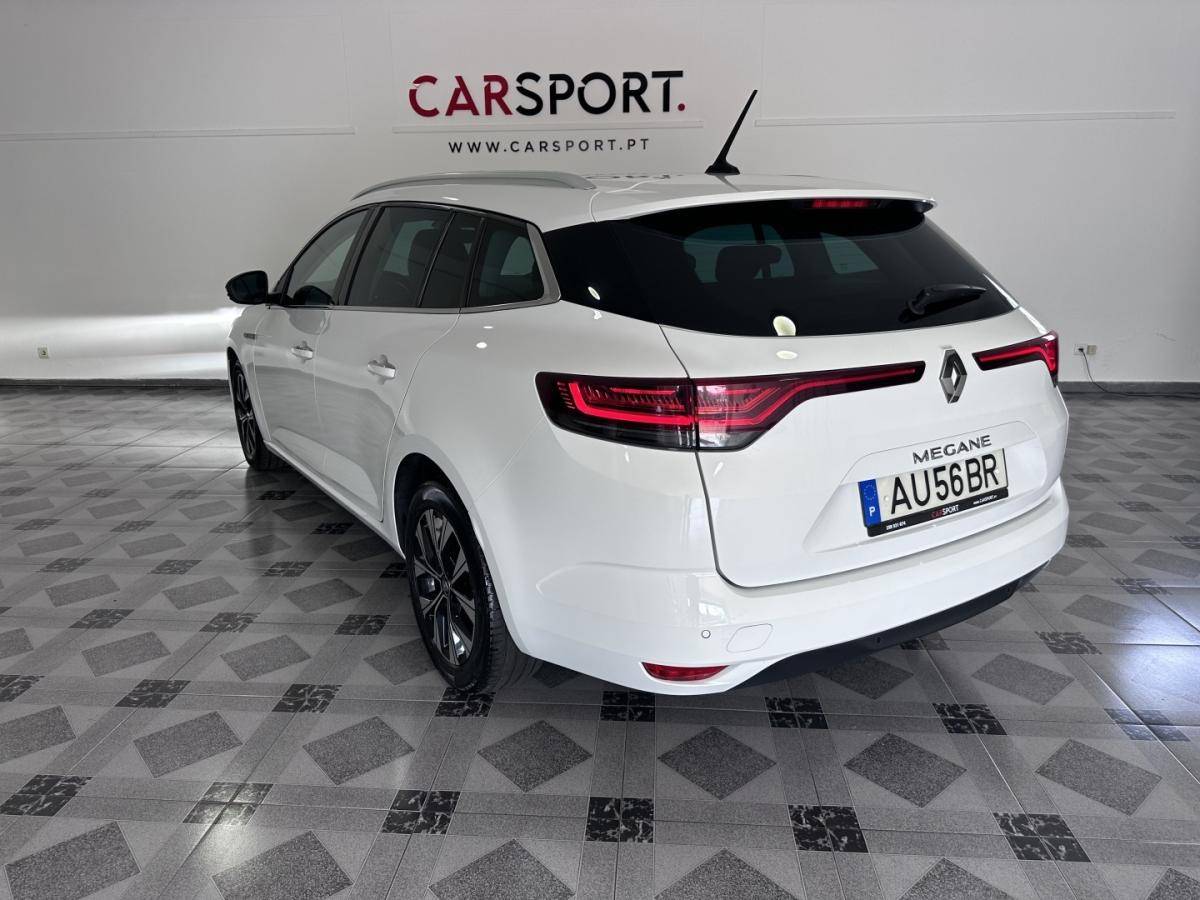 renault-megane-sport-tourer-2022-diesel-1461cc