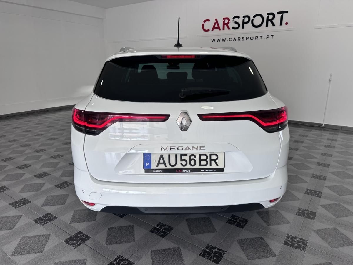 renault-megane-sport-tourer-2022-diesel-1461cc