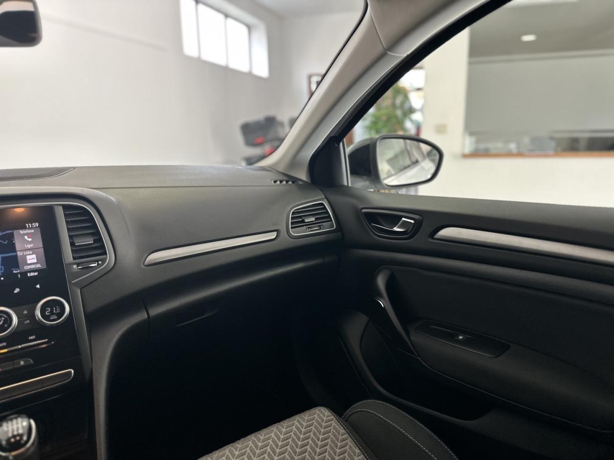 renault-megane-sport-tourer-2022-diesel-1461cc