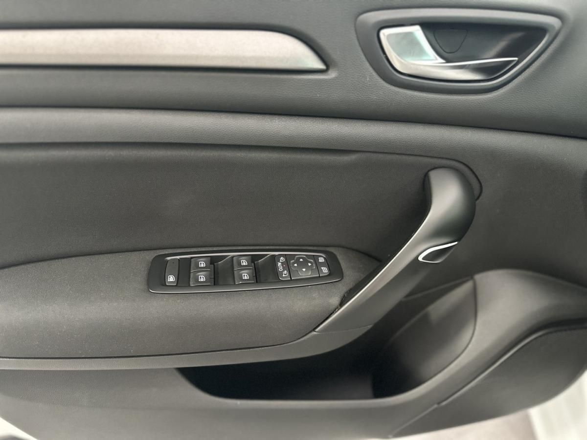 renault-megane-sport-tourer-2022-diesel-1461cc