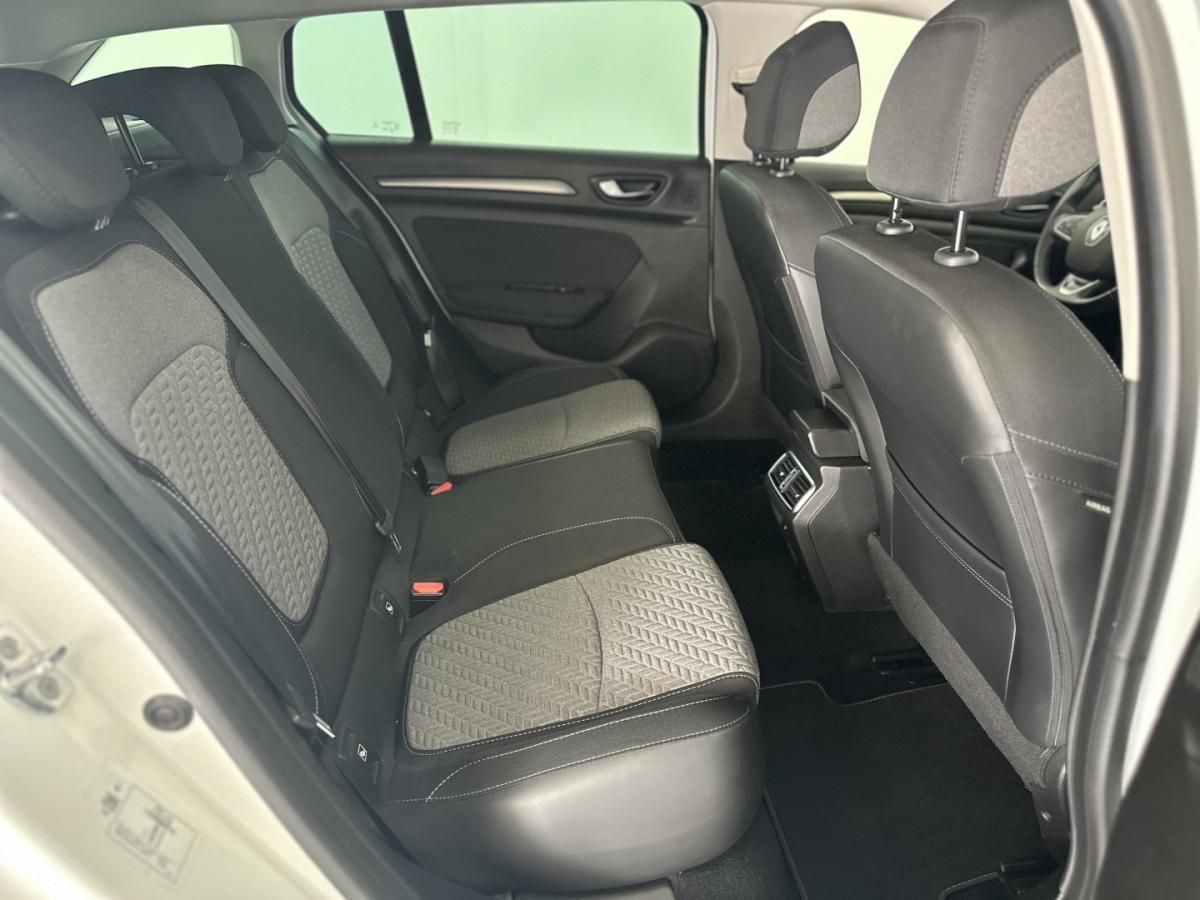 renault-megane-sport-tourer-2022-diesel-1461cc