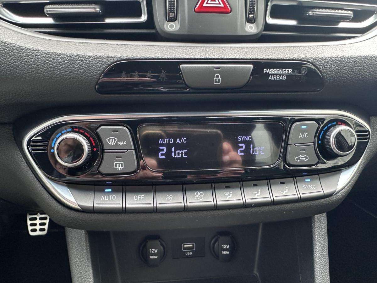 hyundai-i30-2022-gasolina-998cc
